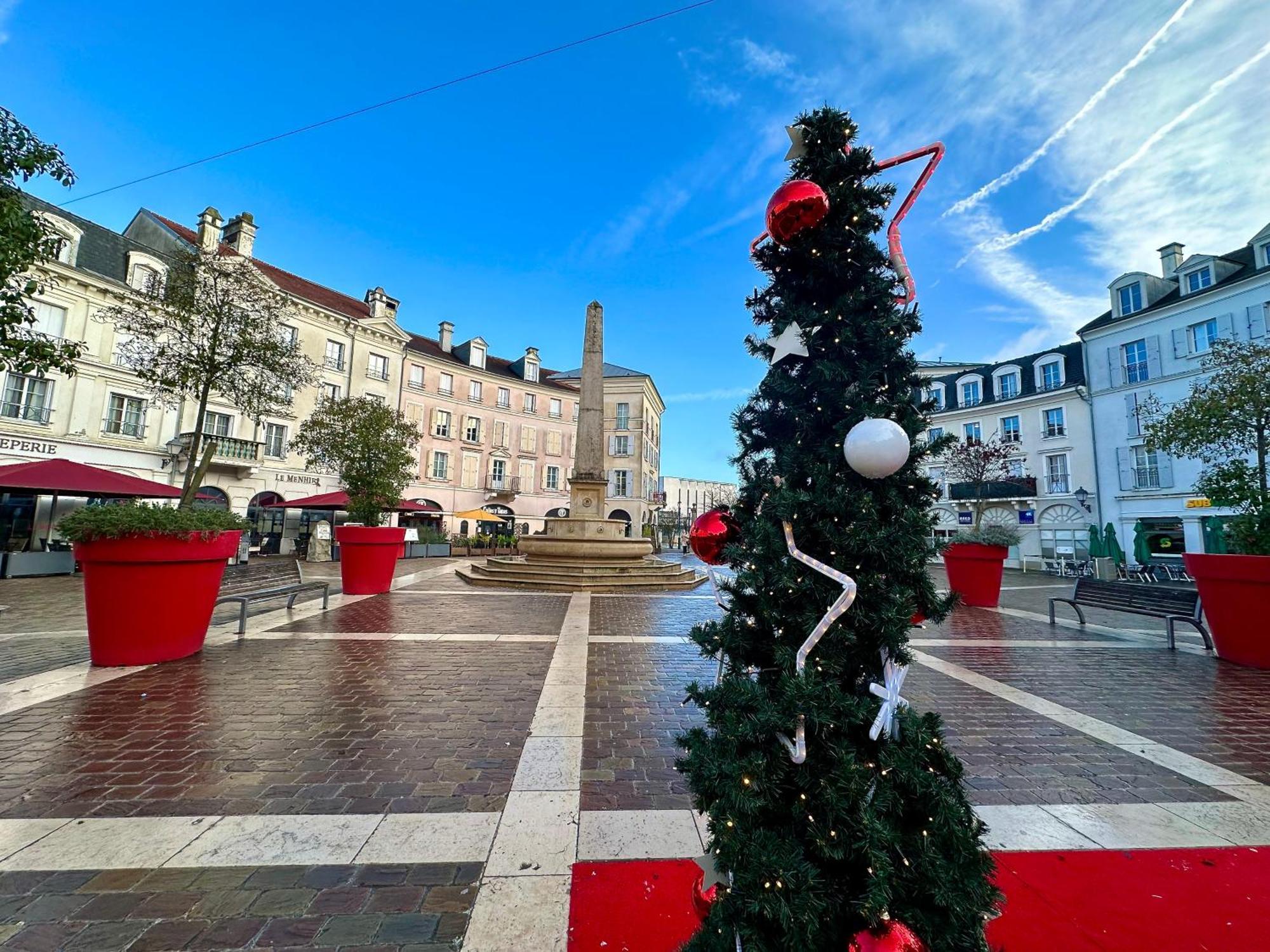 Appt Vue Place De Toscane - 4Min Disneyland-Paris เซร์ริส ภายนอก รูปภาพ